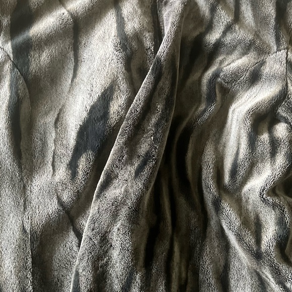 Vintage Soft Zip Up - Picture 2 of 4